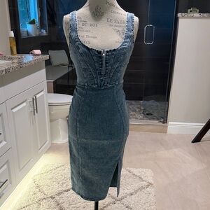 Selfie Leslie Denim Blue Midi Dress